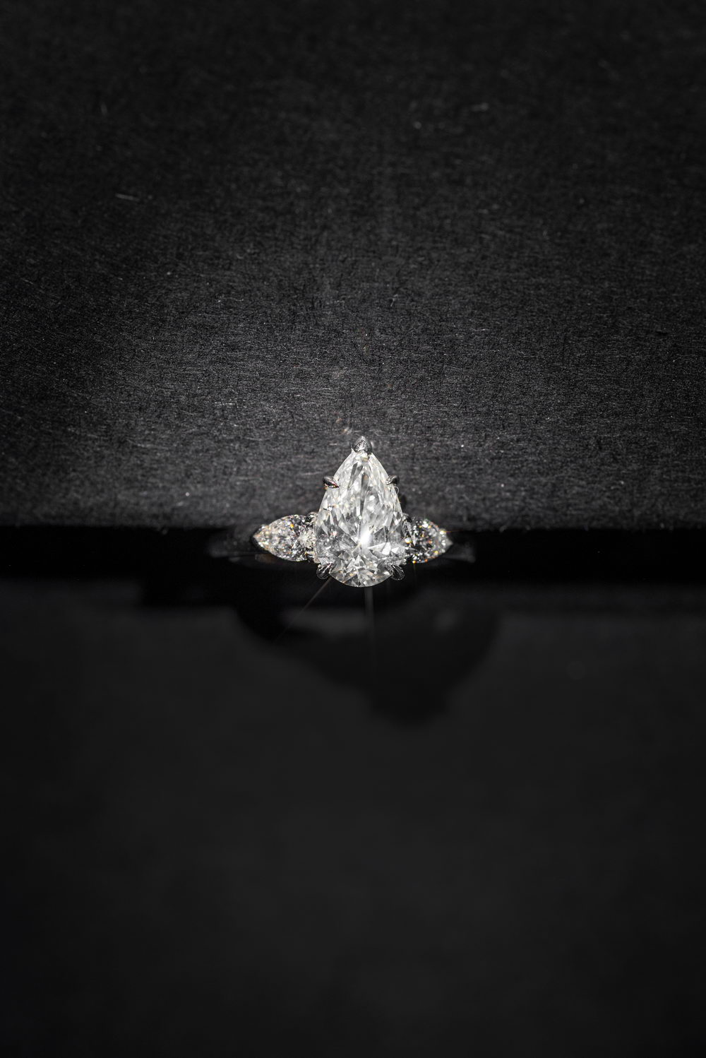 custom orders _ Pear shape Diamond Ring_resize